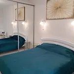 Apartament аркадия новые жк родос Black Sea